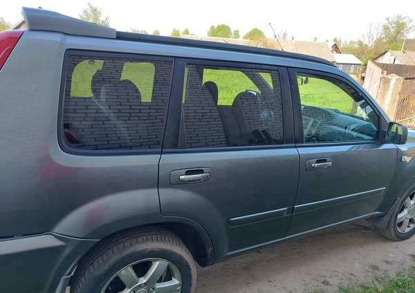 Nissan X-Trail cena 12500 przebieg: 330000, rok produkcji 2006 z Strumień małe 137